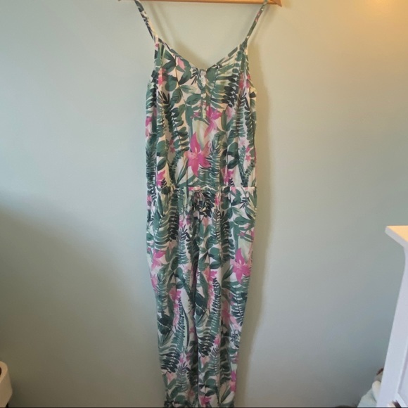 Old Navy Pants - Old Navy Floral Print Jumpsuit